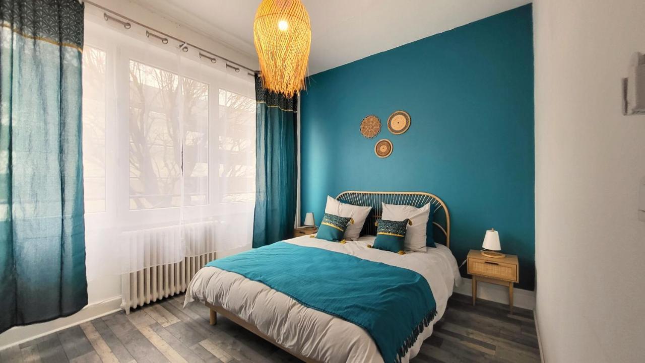 Logement Spacieux - Face A La Gare Et Centre-Ville Épinal Esterno foto